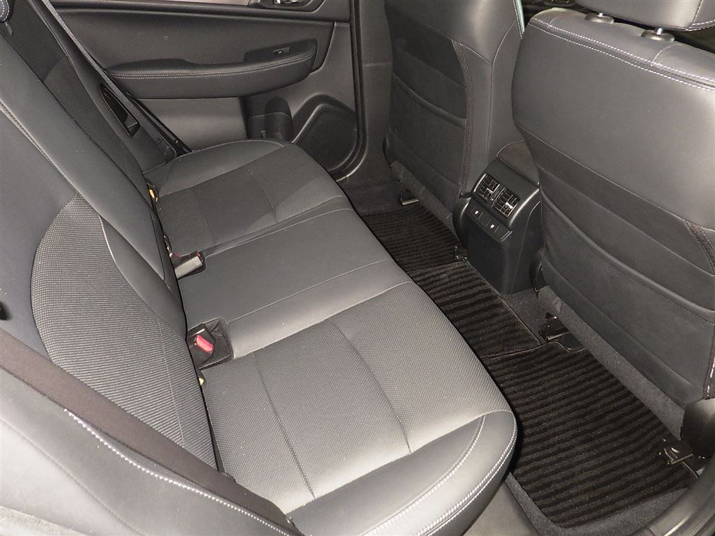 2017 SUBARU Outback 4WD Limited