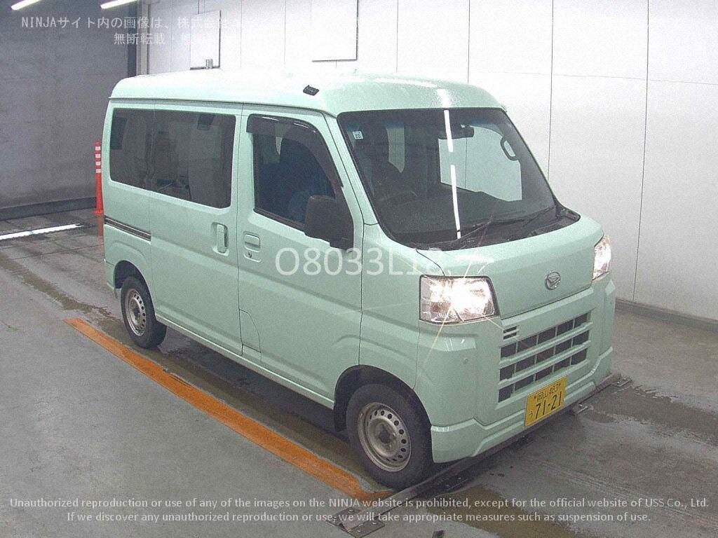 2022 DAIHATSU HIJET Cargo Deluxe