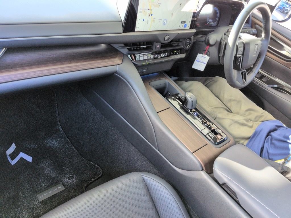 2024 TOYOTA Crown 4D Z (HEV)