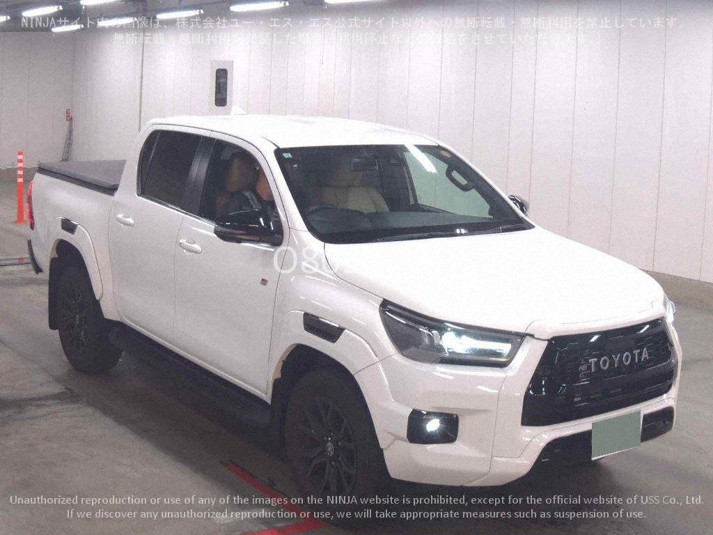 2022 TOYOTA Hilux Z GR Sport 4D 4WD