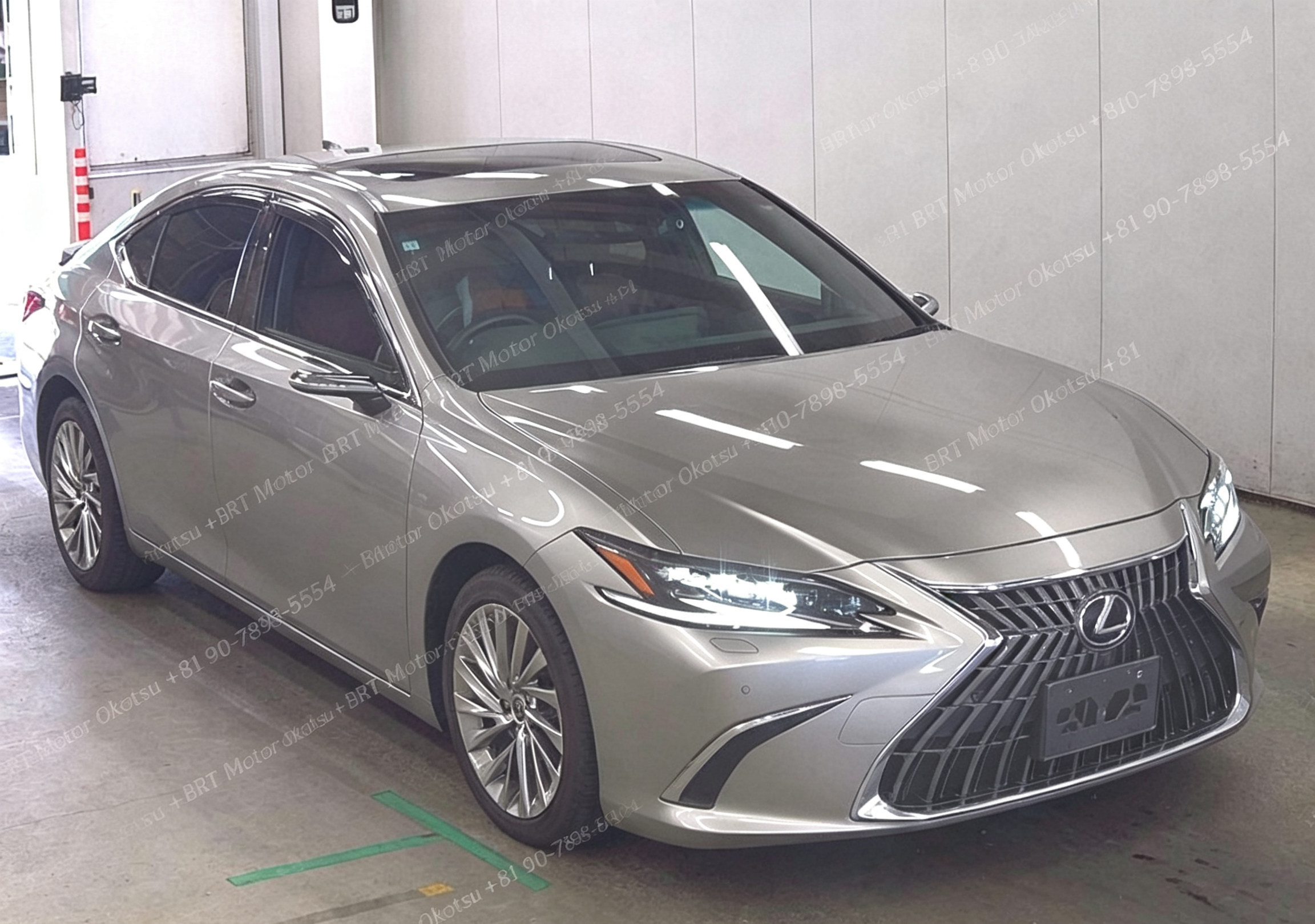 2023 LEXUS ES300H