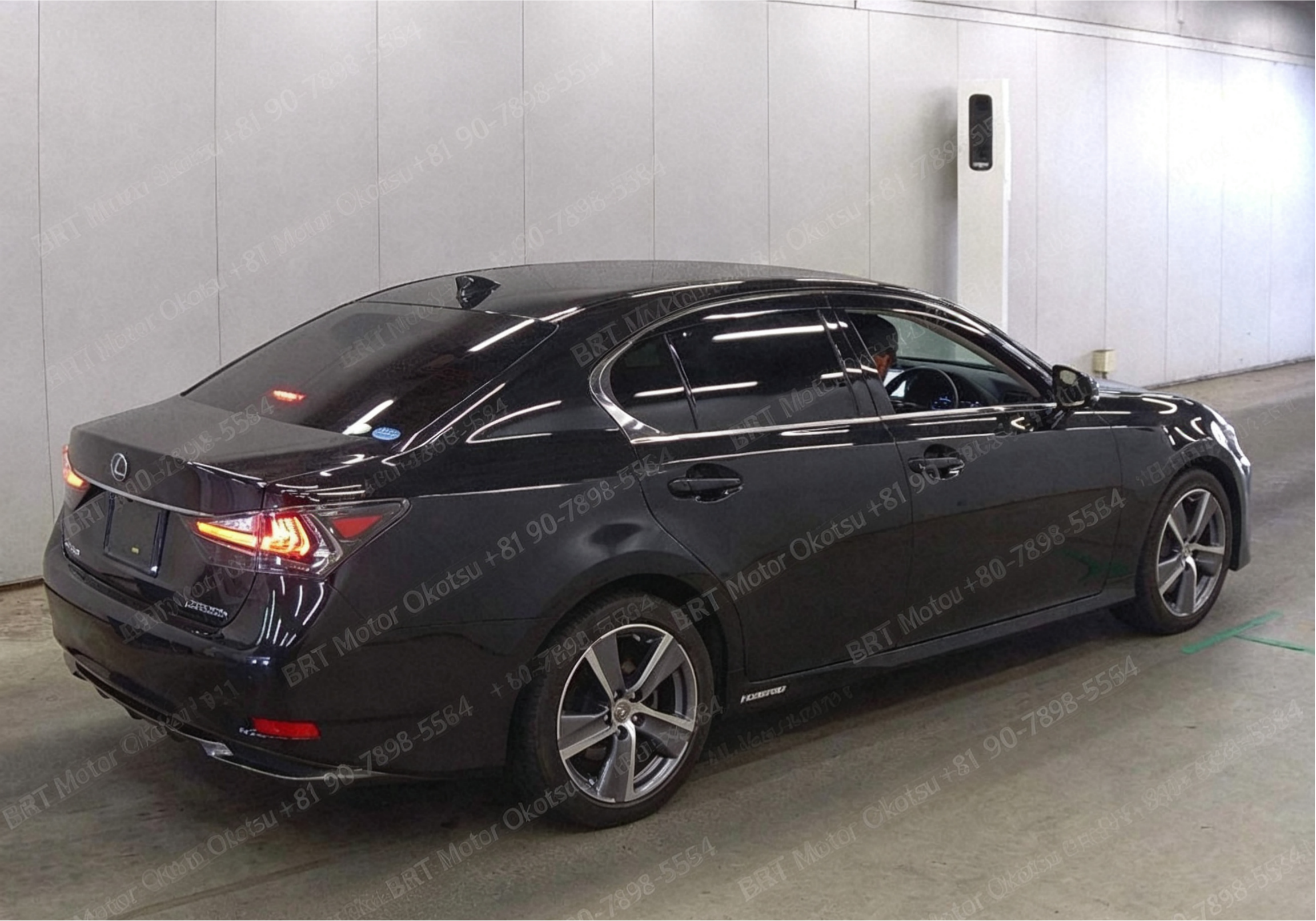 2017 LEXUS GS300H