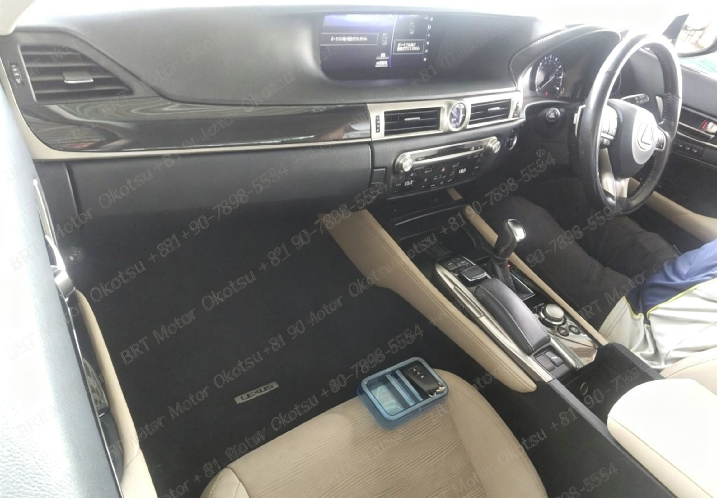 2016 LEXUS GS300H
