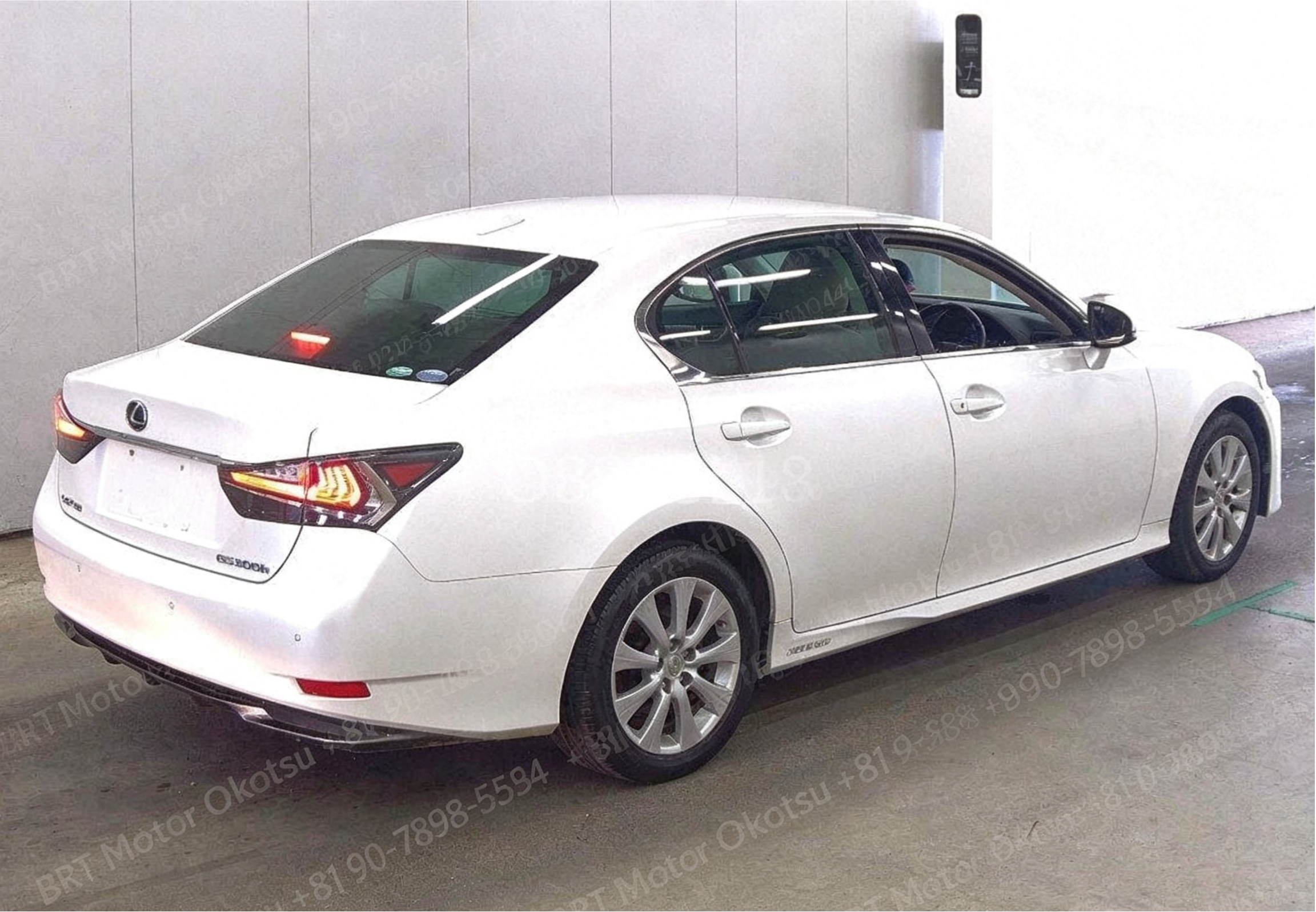 2016 LEXUS GS300H