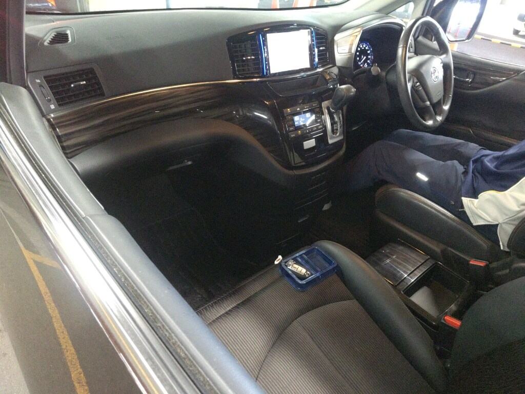 2017 NISSAN Elgrand 350 HS