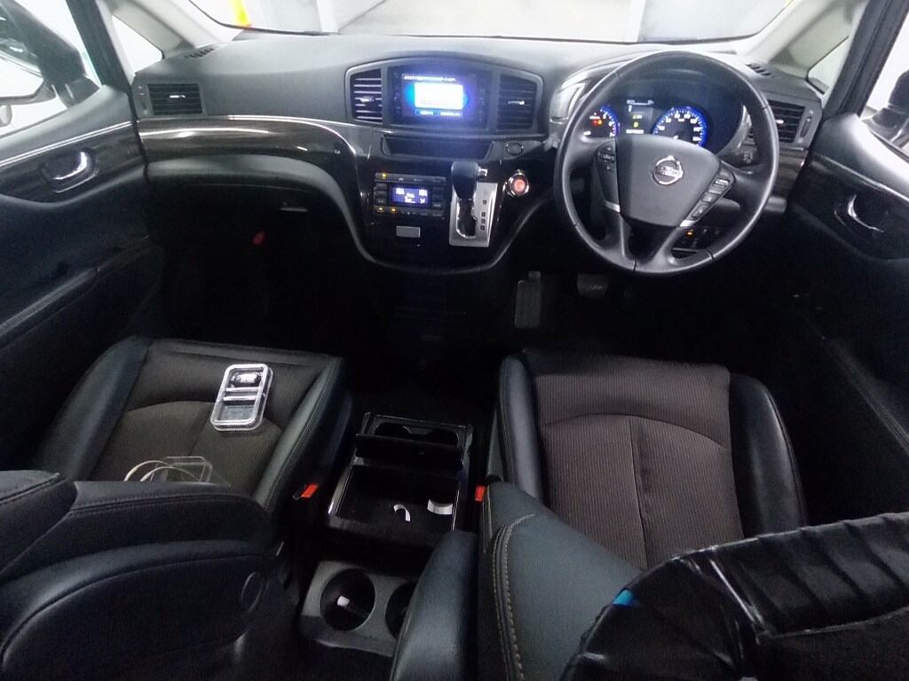 2019 NISSAN Elgrand 250 HS 4WD
