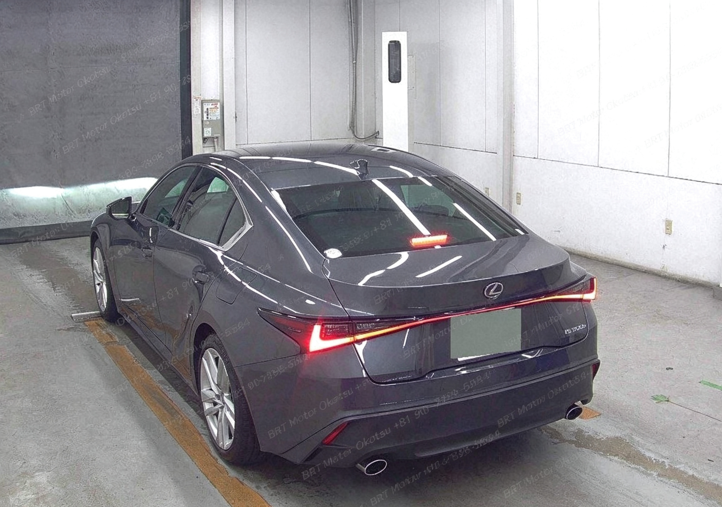 2024 LEXUS IS300H
