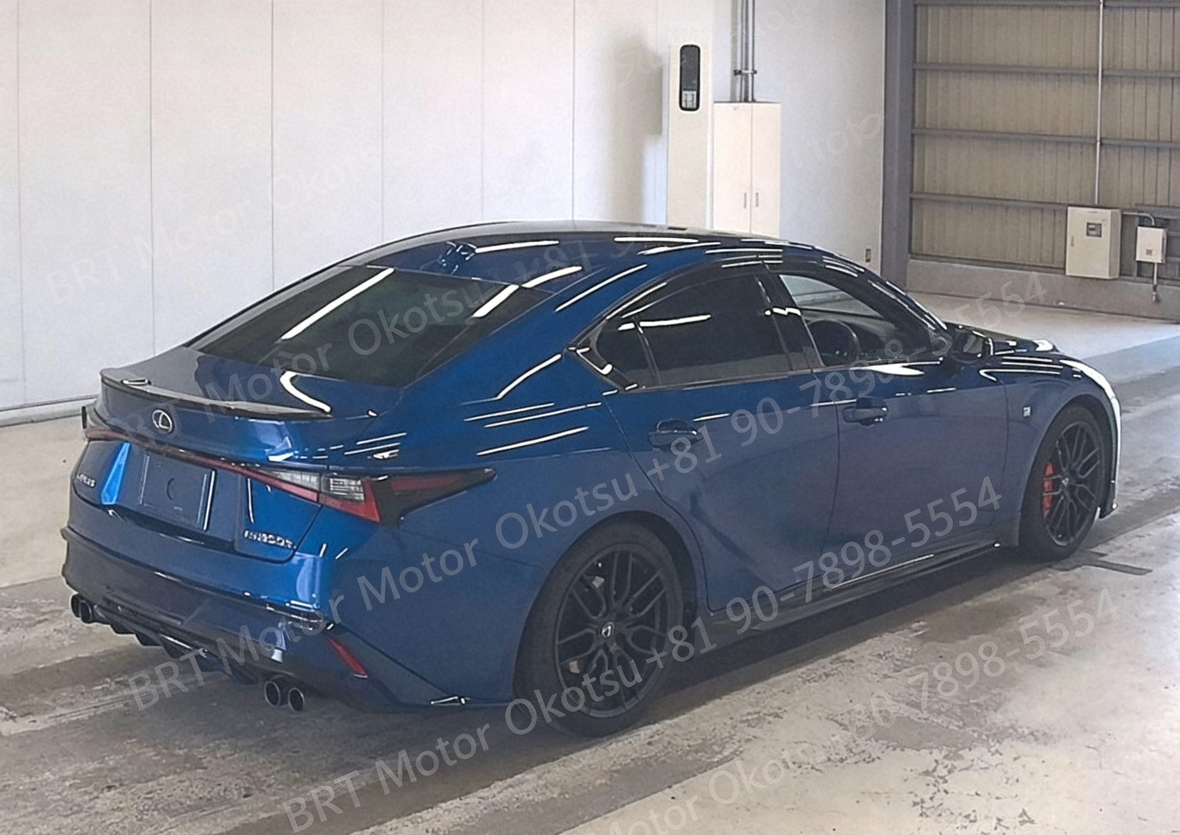 2022 LEXUS IS300H