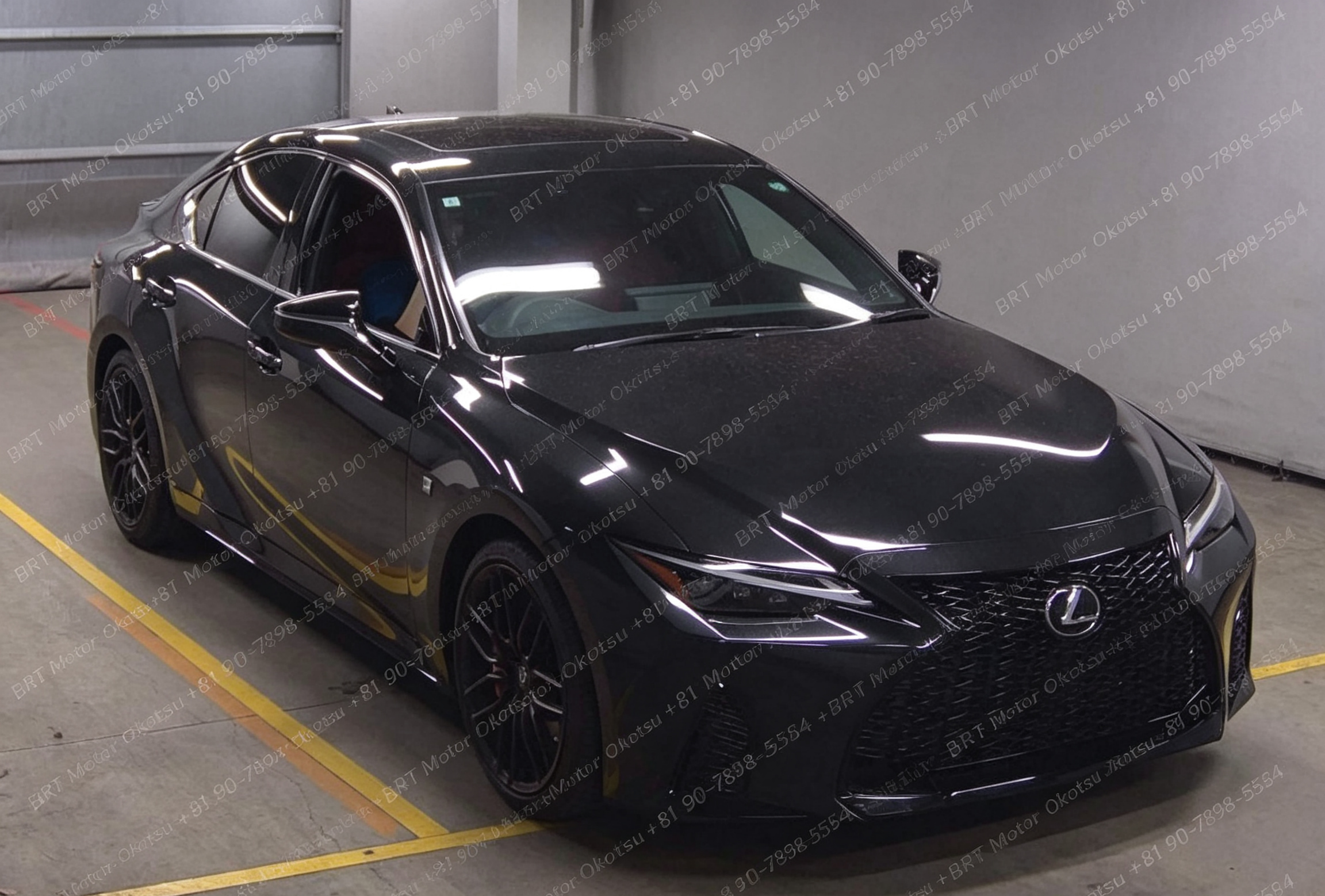 2021 LEXUS IS300