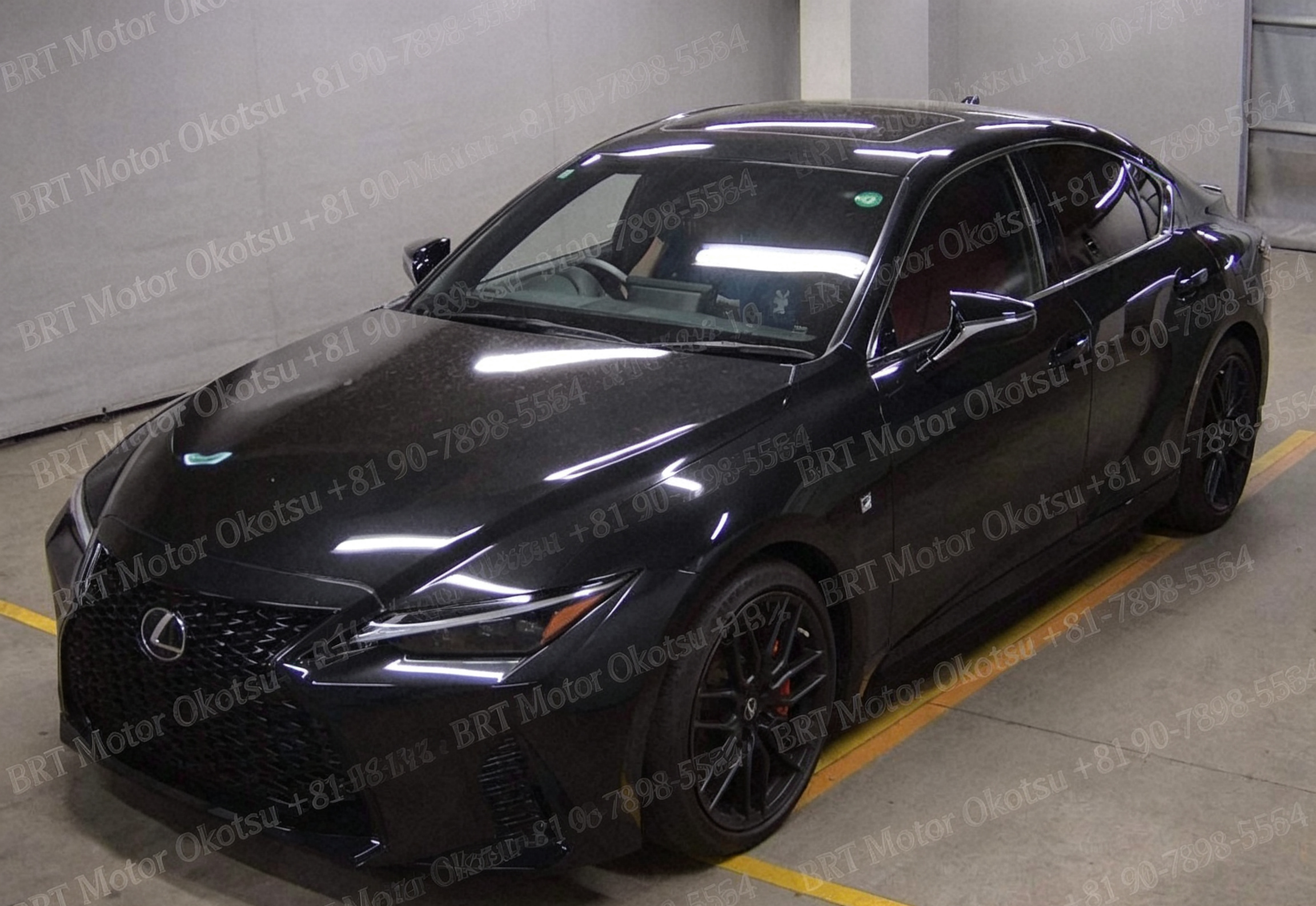 2021 LEXUS IS300