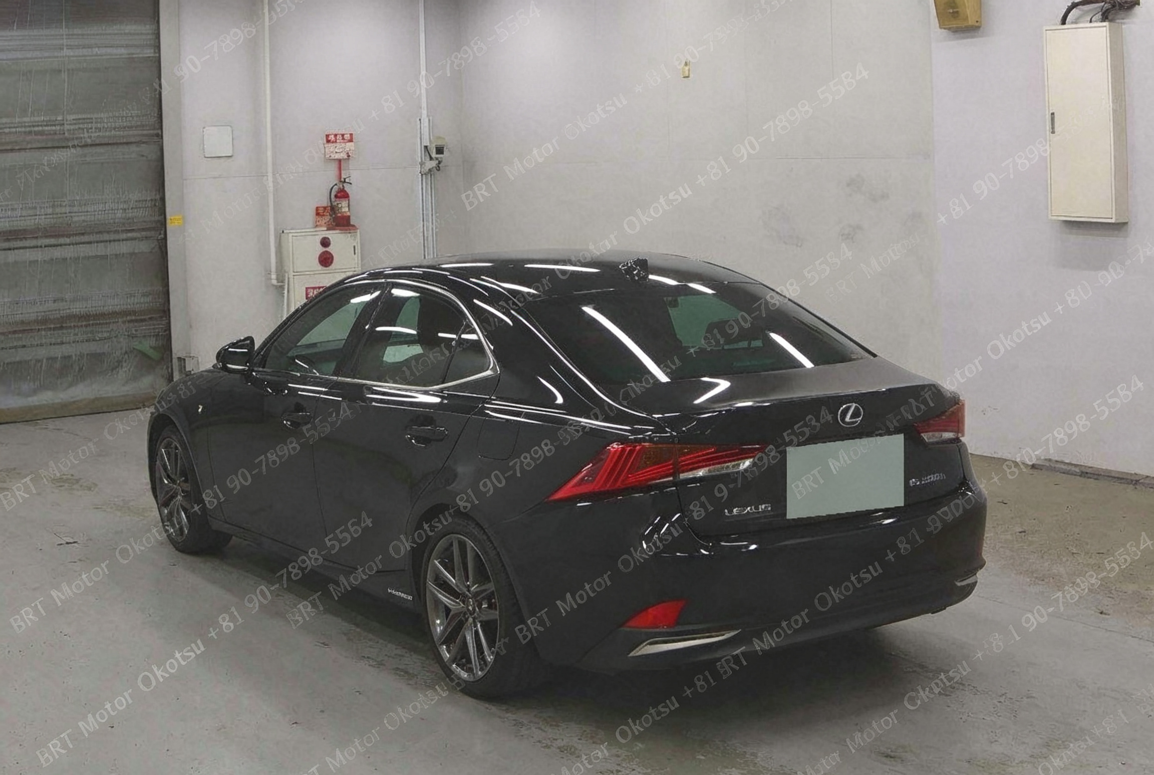 2020 LEXUS IS300H