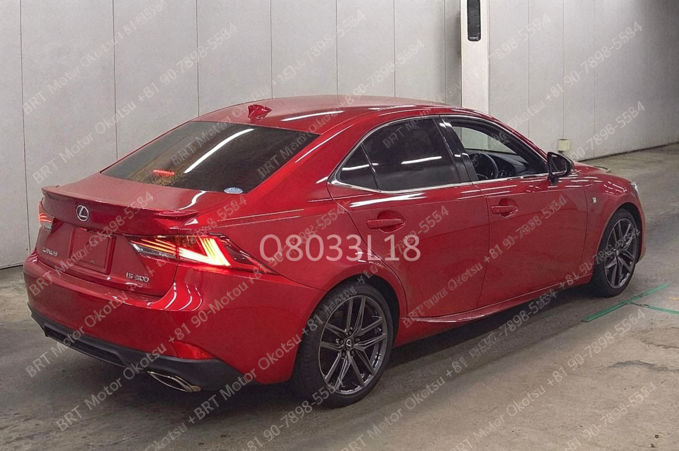 2019 LEXUS IS300