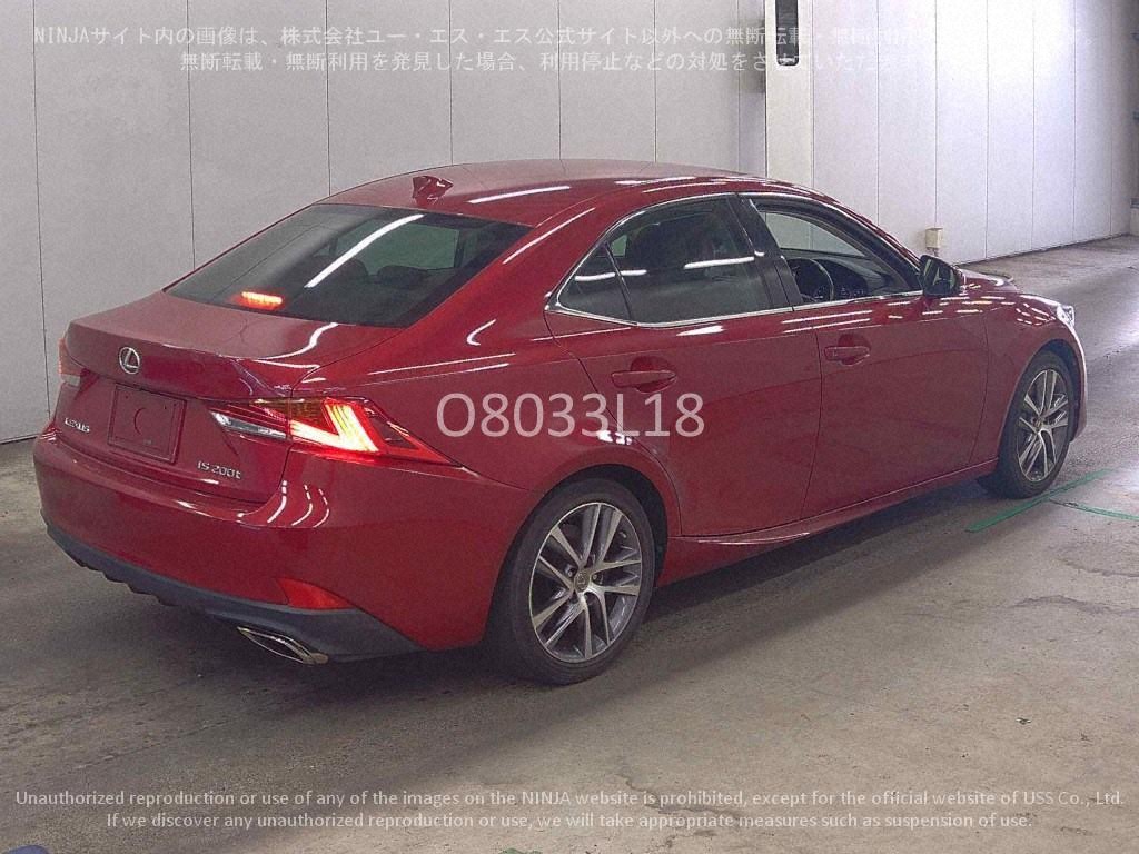 2017 LEXUS IS200T